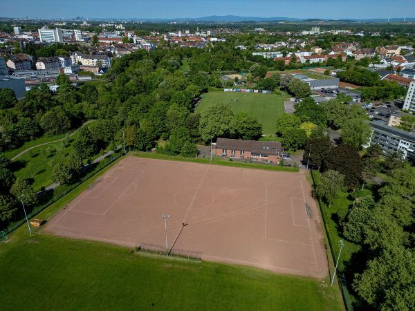 Rudi-Völler-Sportanlage bekommt Kunstrasenplatz